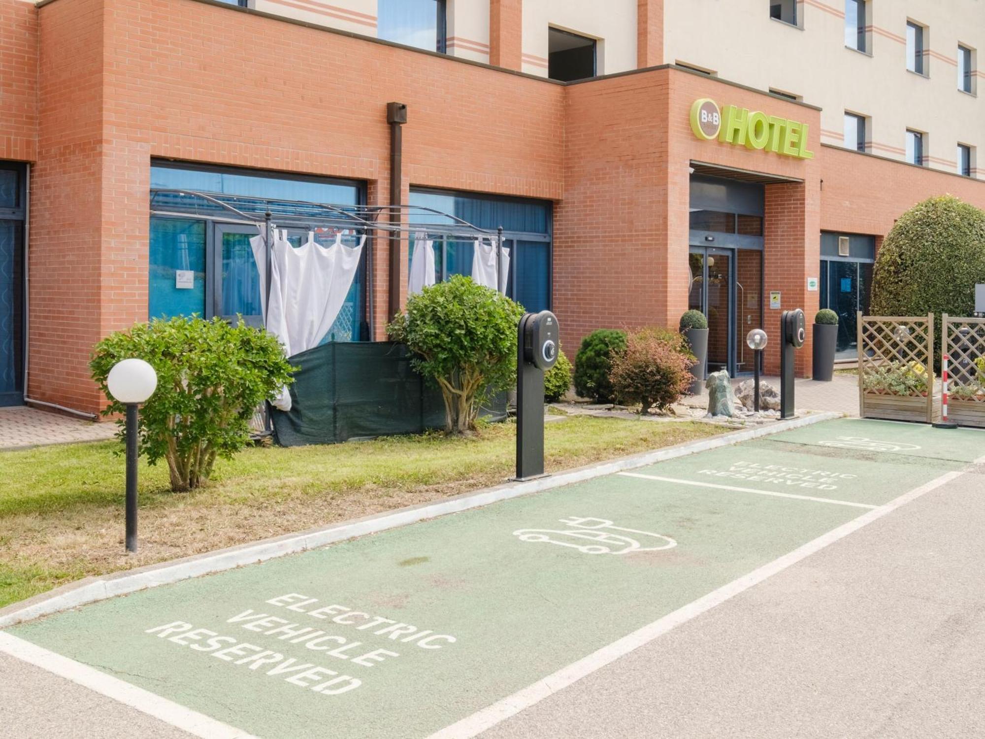 B&B Hotel Ferrara Exterior foto