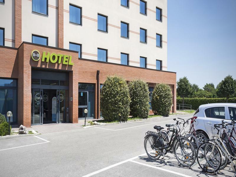 B&B Hotel Ferrara Exterior foto